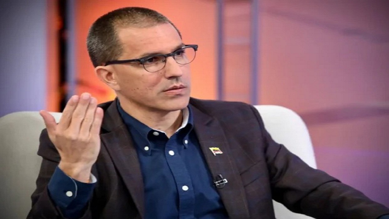 Arreaza sobre excarcelaciones: