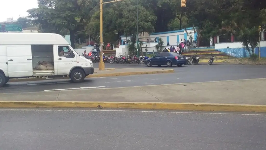 Hallan el cuerpo sin vida de un hombre cerca del edificio La Paz en Caracas