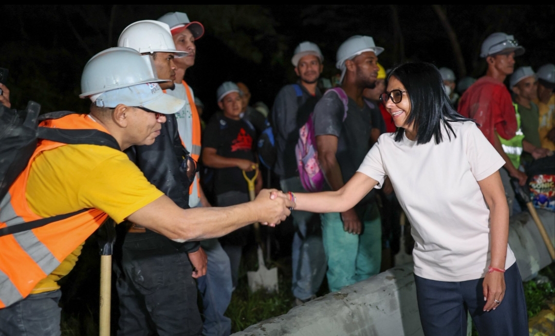 Presidenta Rodríguez exhorta a manejar correctamente desechos sólidos para evitar complicaciones con las lluvias