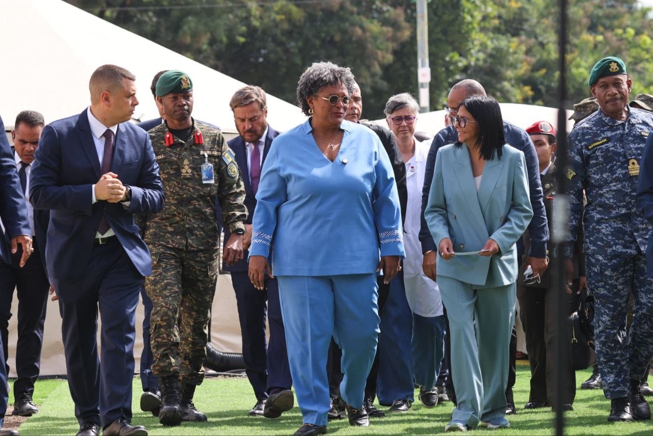 Venezuela y Barbados pactan ampliar su cooperación en turismo, energía y transporte < El Informador Venezuela