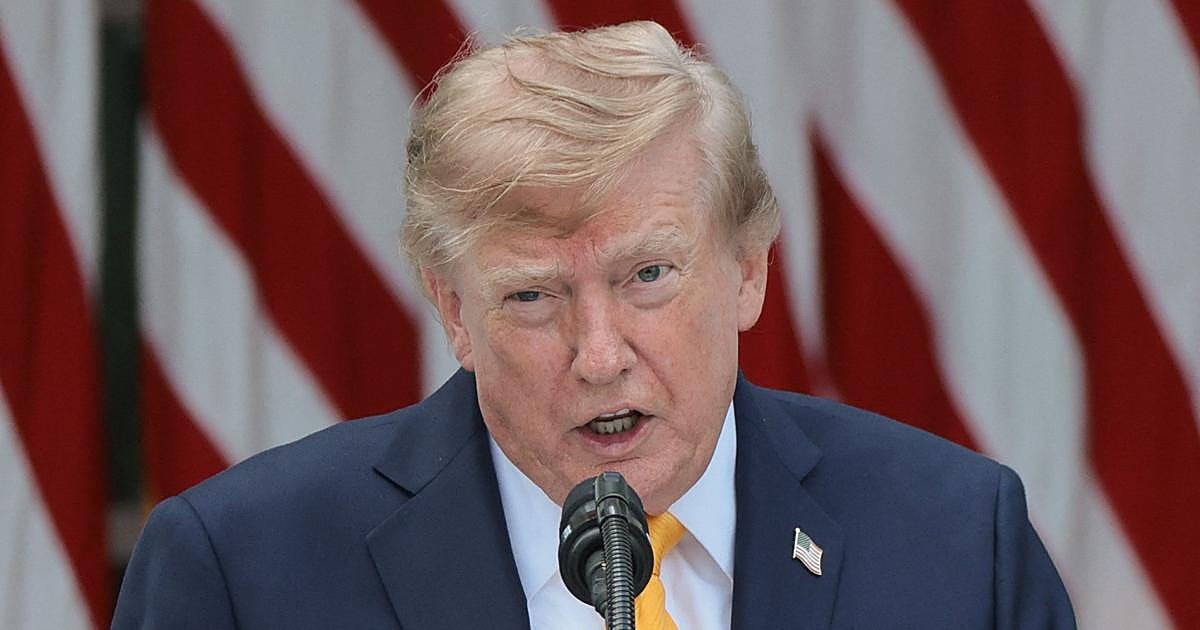 La Corte Suprema de EE.UU. respalda la orden de Trump de restringir el voto por correo