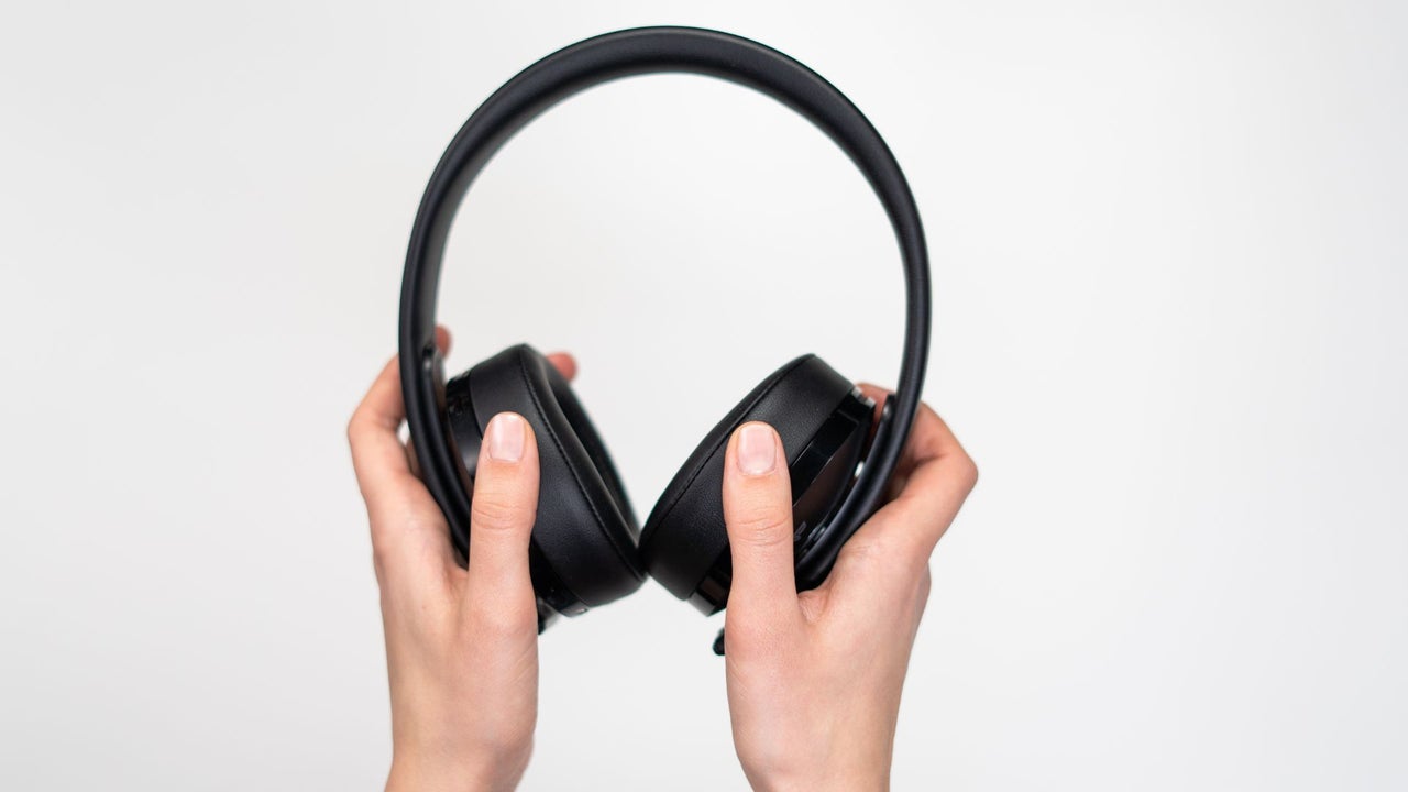 País decide prohibir la música generada con inteligencia artificial de ranking de éxitos | NTN24.COM