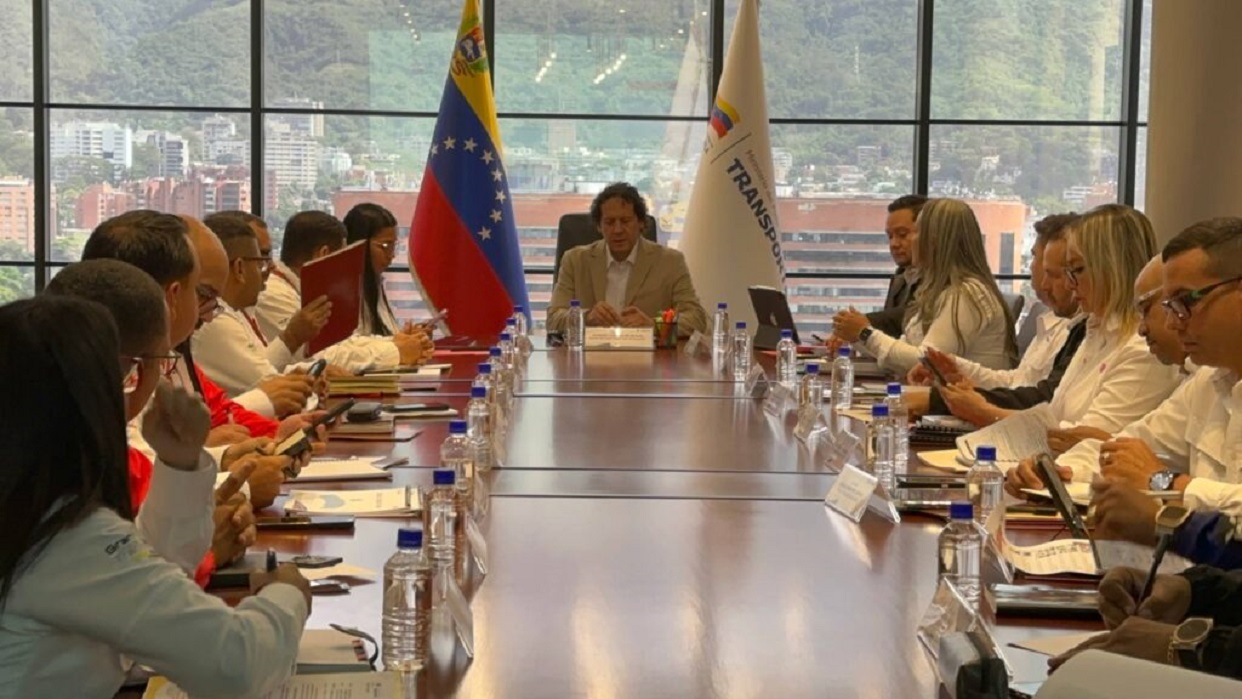 Aún no hay fecha para vuelos desde Maiquetía: Ministro Garcés dice que será