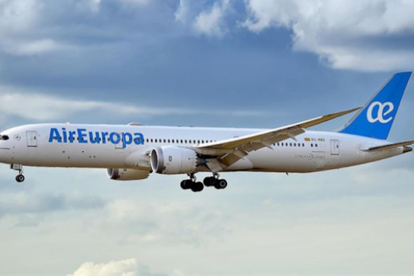 Air Europa: Vuelos entre Madrid y Caracas del 27 y 28 de agosto operarán desde y hacia el Aeropuerto de Valencia – bancaynegocios.com