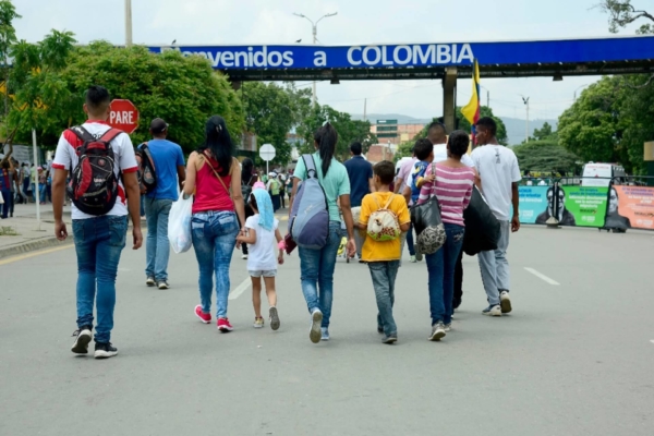 Deportaciones anunciadas por De la Espriella no afectarán a migrantes venezolanos, afirma ministro – bancaynegocios.com