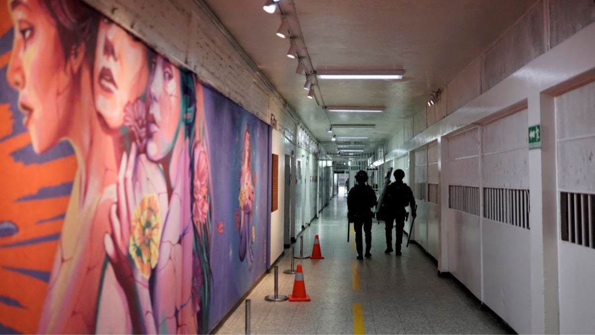 “Se acabaron los privilegios y la alcahuetería con el crimen”: Gobierno de Colombia confirmó traslado de 20 peligrosos criminales a cárceles de Bogotá | NTN24.COM