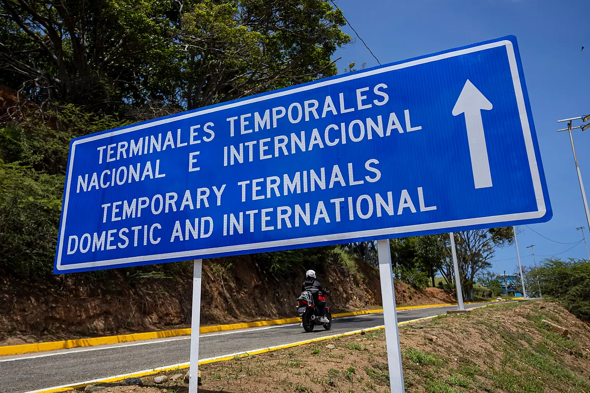 El principal aeropuerto de Venezuela reabrirá el 1 de septiembre tras los daños por los terremotos