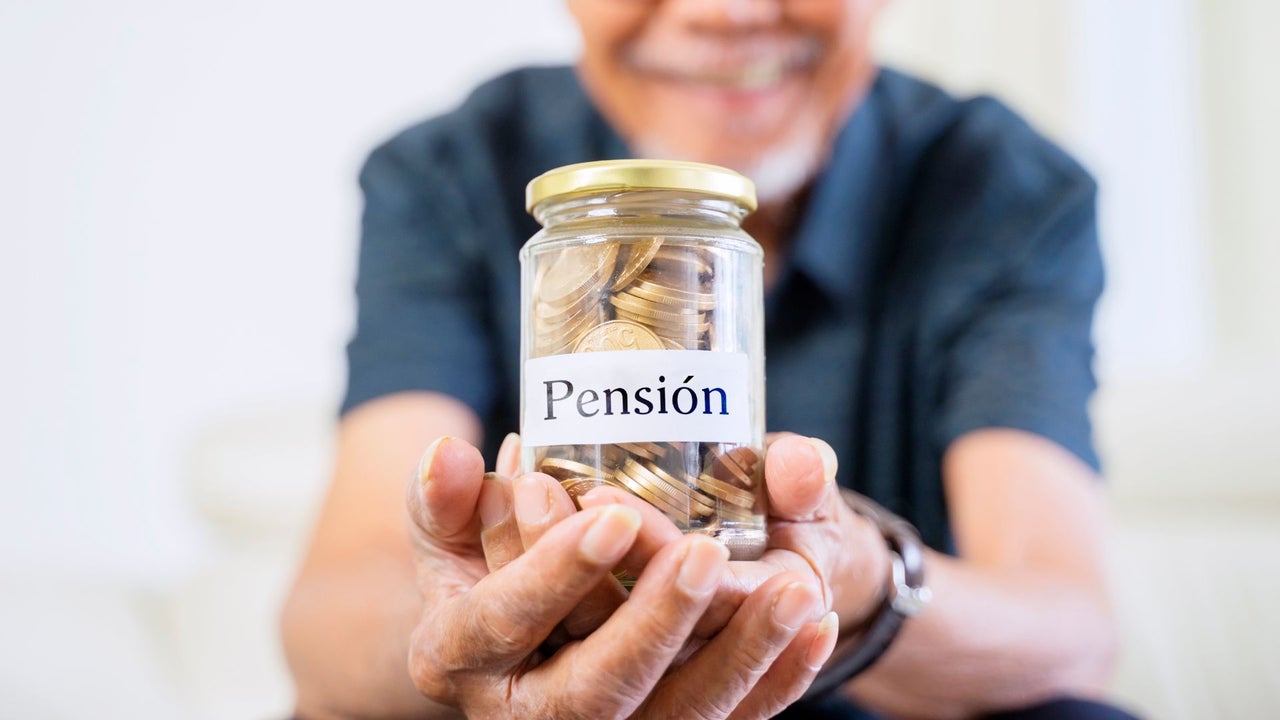 Reforma pensional: esto es lo que cambiaría para los colombianos y cuándo comenzaría a aplicarse | NTN24.COM