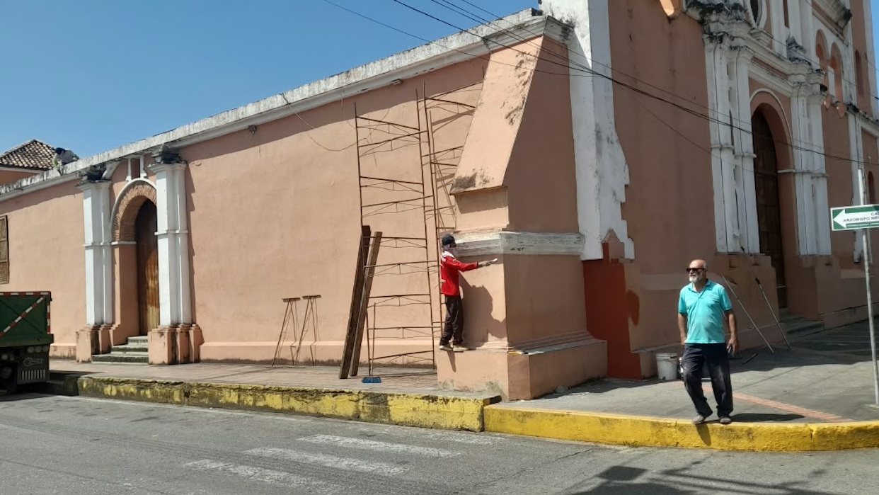 Arreglan la catedral de Barinas para recibir al nuevo obispo de la Diócesis