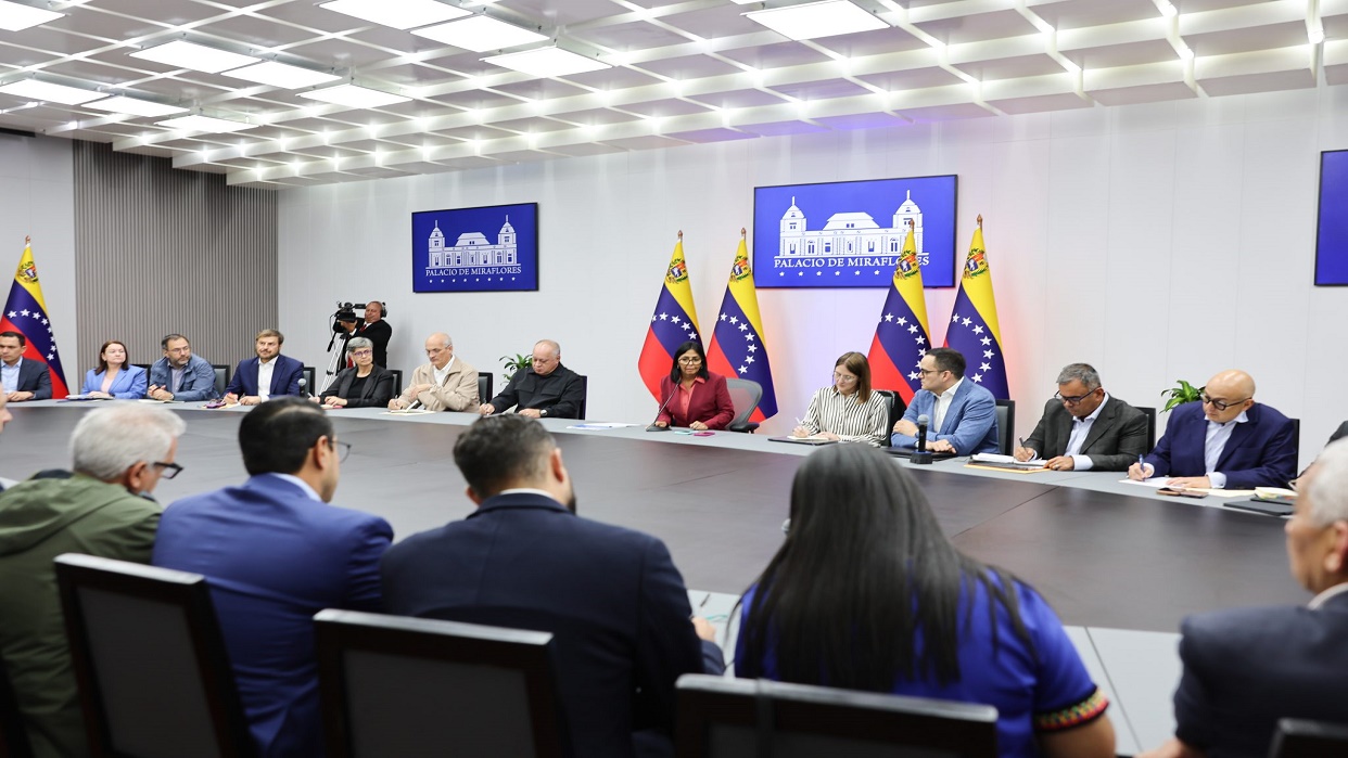 Presidenta Delcy Rodríguez encabeza Consejo de Ministros en Miraflores para evaluar acciones tras sismo
