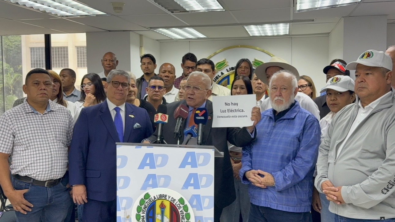 Bernabé Gutiérrez exige al Gobierno Nacional resolver la crisis eléctrica en Venezuela