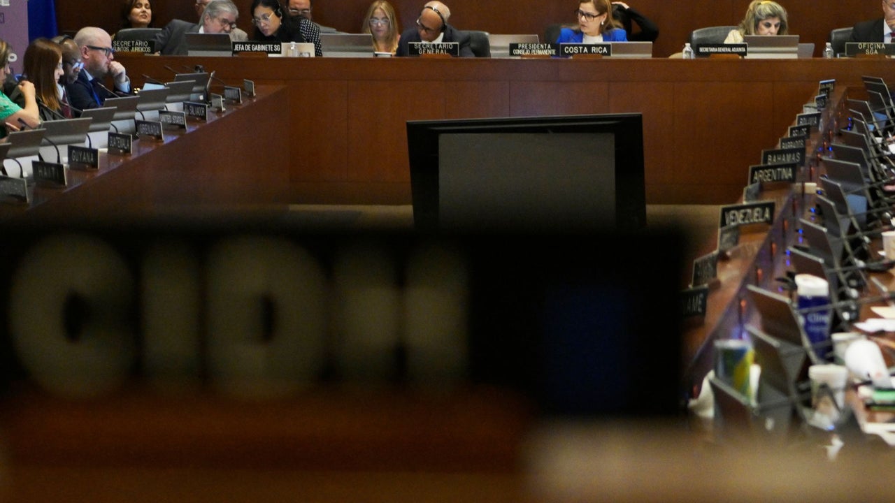 La Comisión Interamericana de Derechos Humanos exige libertad plena para los detenidos por motivos políticos en Venezuela | NTN24.COM