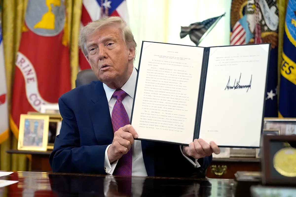 Donald Trump ordena cambiar el nombre del lago Ontario a lago “América”