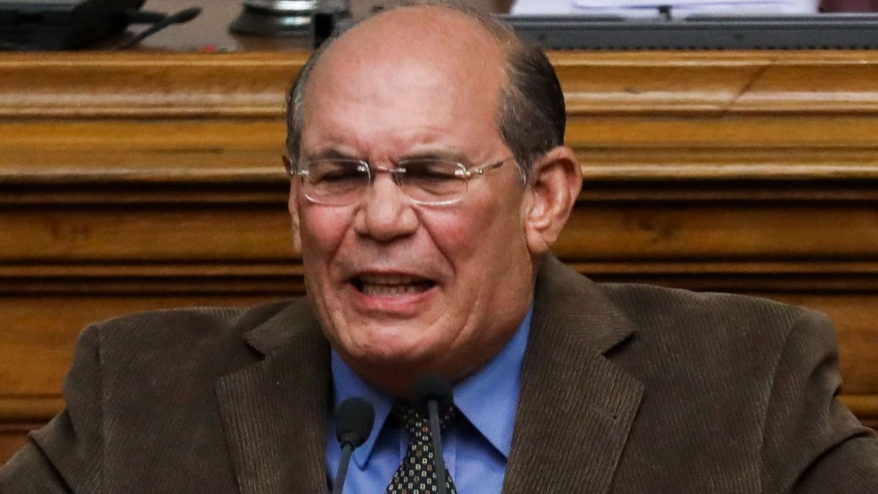 A pocas horas de llegar a Venezuela tras más de un año en el exilio, Omar González propone designar autoridades temporales en el TSJ y el CNE para la transición en su país | NTN24.COM