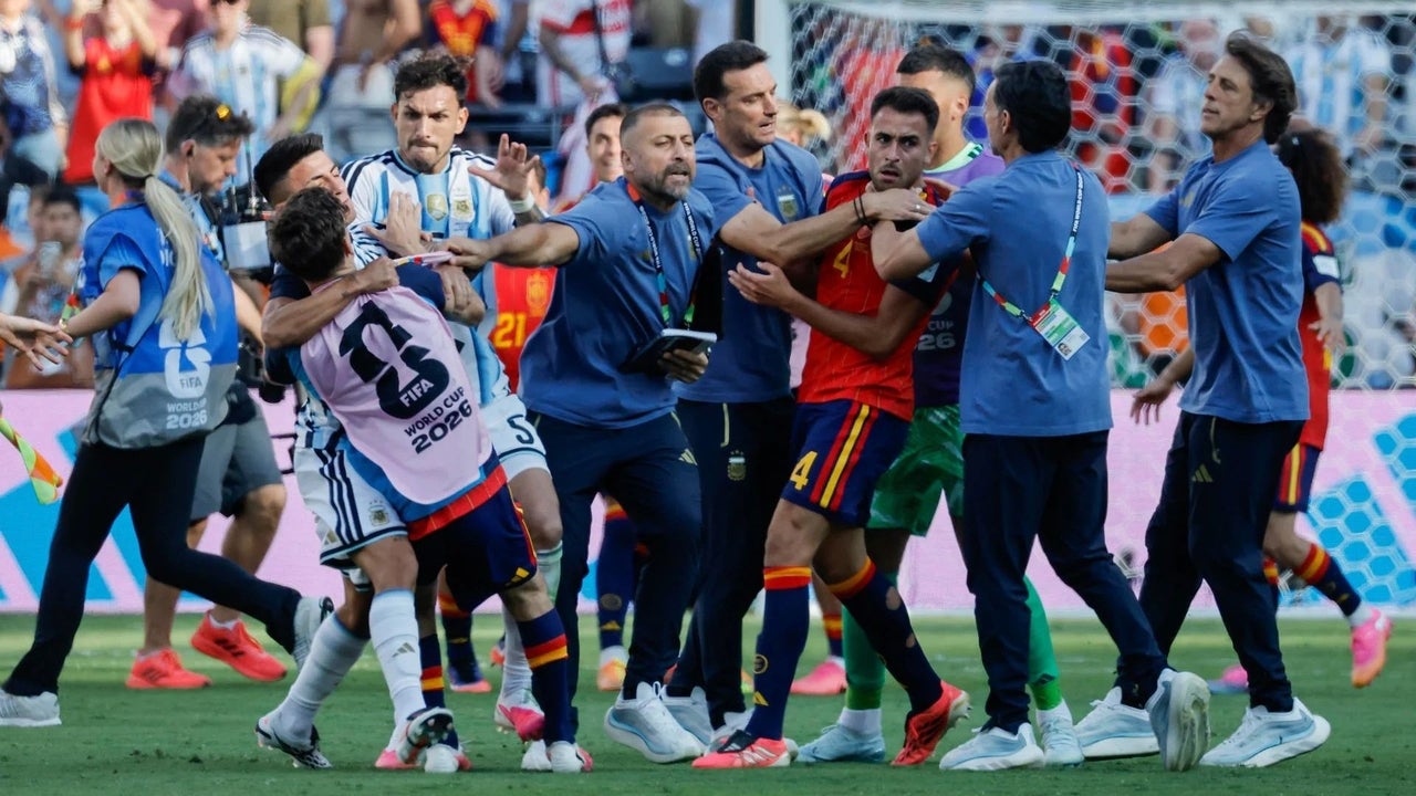 Futbolista de la selección de Argentina considera exagerado el castigo emitido por la FIFA tras los incidentes en la final del Mundial ante España | NTN24.COM