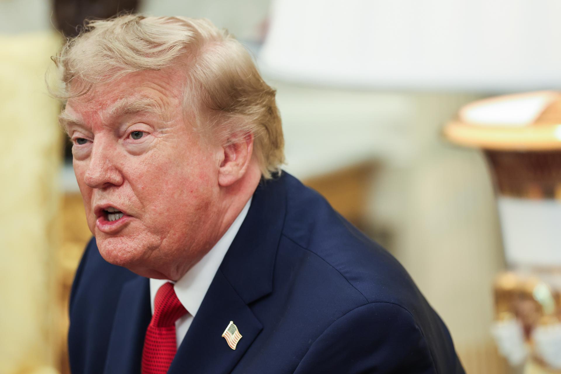 Donald Trump afirma que el régimen iraní “está muerto”