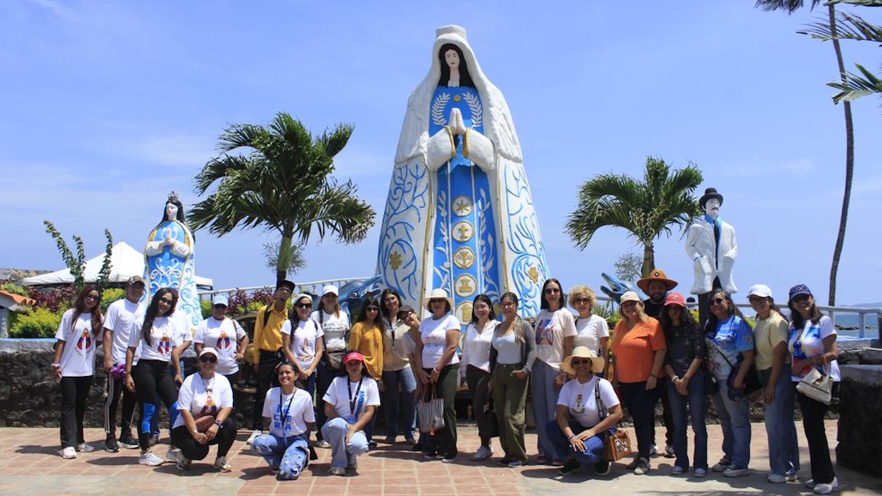 Vecinos y visitantes recorrieron los