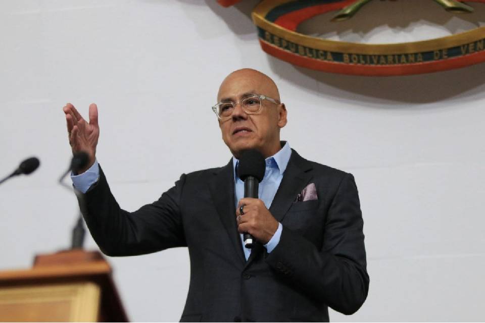 Venezuela se acerca al Reino Unido para elevar el nivel de lazos diplomáticos
