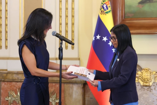 Delcy Rodríguez y Directora Regional del PNUD evalúan acciones para fortalecer cooperación con Venezuela – bancaynegocios.com