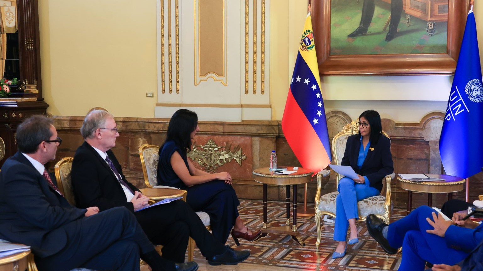 Delcy Rodríguez se reunió con la Directora Regional del PNUD, Michelle Muschett