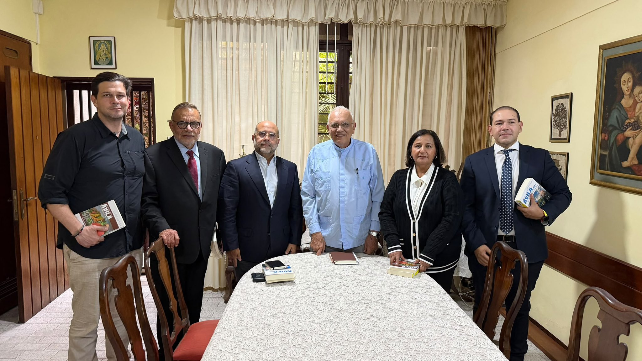 Las demandas que Dinorah Figuera llevará a la mesa del diálogo tras reunión con Baltazar Porras