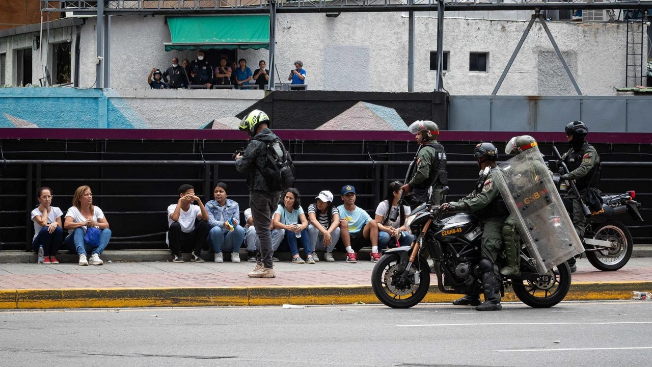 Misión de la ONU sobre Venezuela alerta que el aparato represivo continúa “intacto” y revela nuevo patrón de intimidación tras captura de Maduro | NTN24.COM