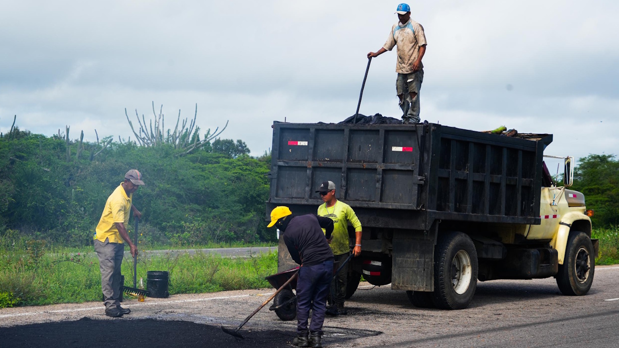 Estiman colocar 200 mil toneladas de asfalto para 2027 en Anzoátegui