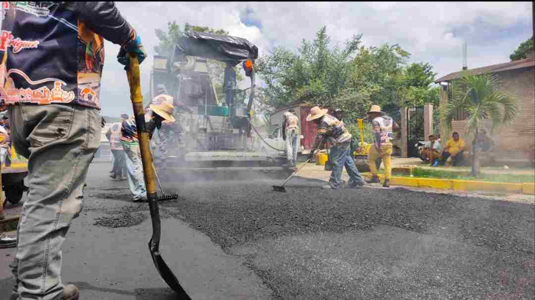 Gobierno Nacional inicia trabajos de asfaltado en la avenida Circunvalación Sur de Carúpano