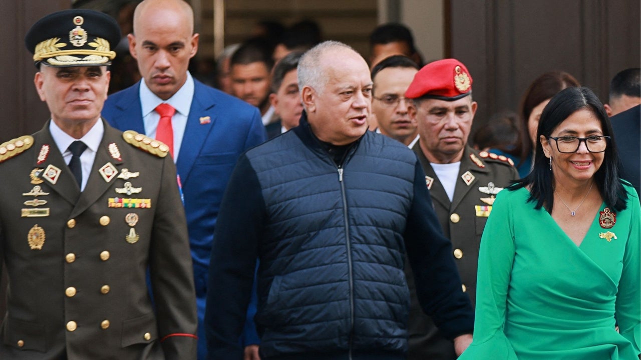 Aunque EE. UU. certificó a Venezuela, aún mantiene activa millonarias recompensas contra Cabello y Padrino por narcotráfico | NTN24.COM