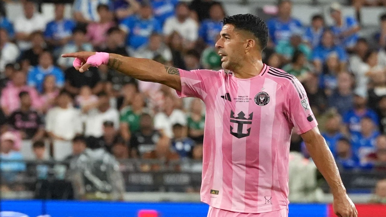 “Se ha entendido a la perfección con Messi y conmigo”: el elogio del delantero uruguayo Luis Suárez al ‘vinotinto’ Telasco Segovia | NTN24.COM