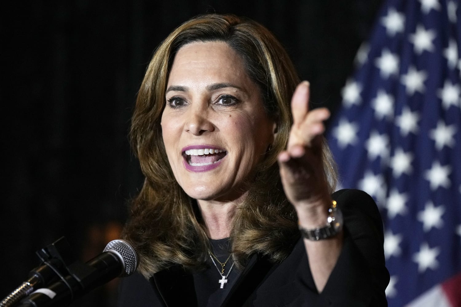 Congresista republicana María Elvira Salazar cuestiona políticas migratorias de Trump | TalCual