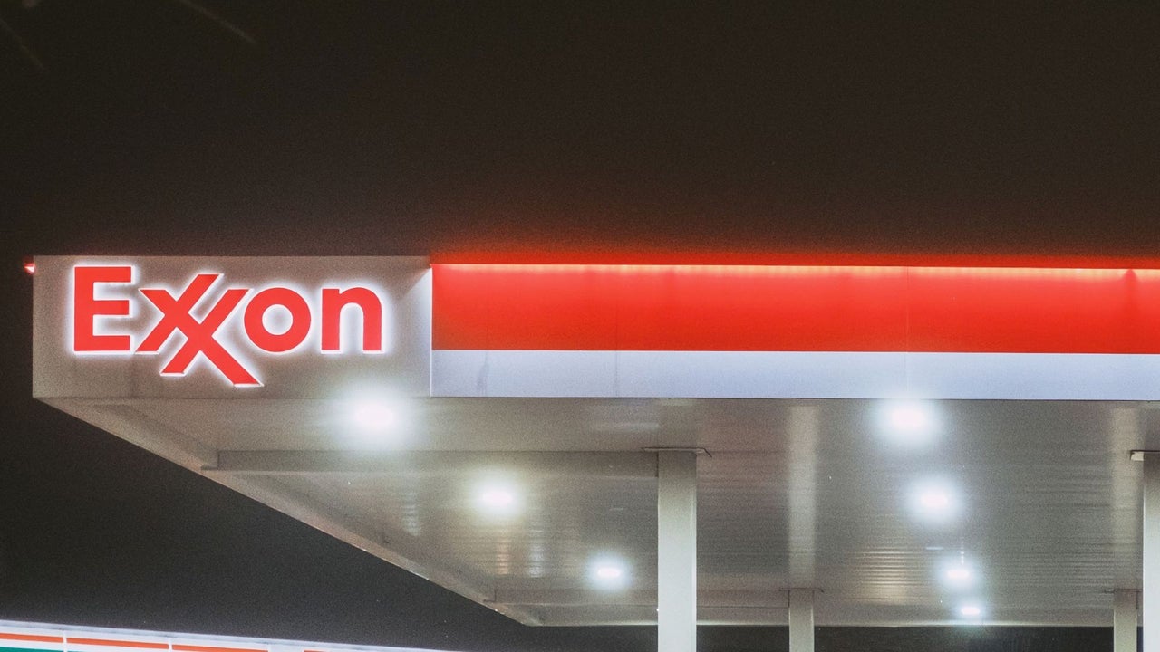 La multinacional energética ExxonMobil estaría evaluando su regreso a Venezuela | NTN24.COM