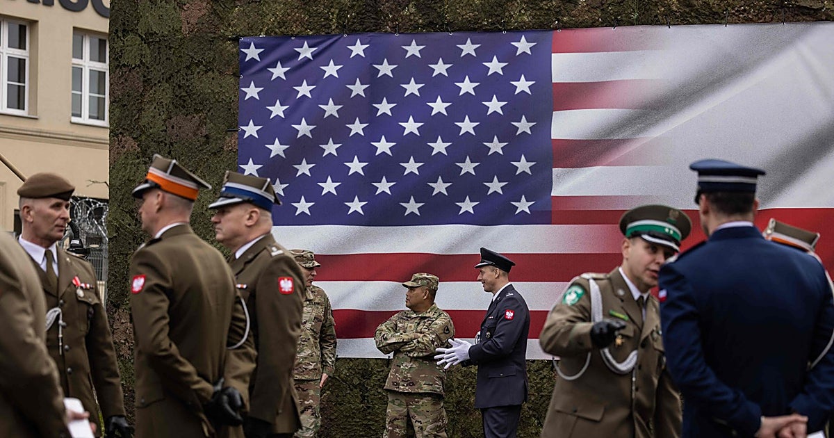 Polonia ultima sus conversaciones con Trump para ampliar las tropas estadounidenses en su territorio