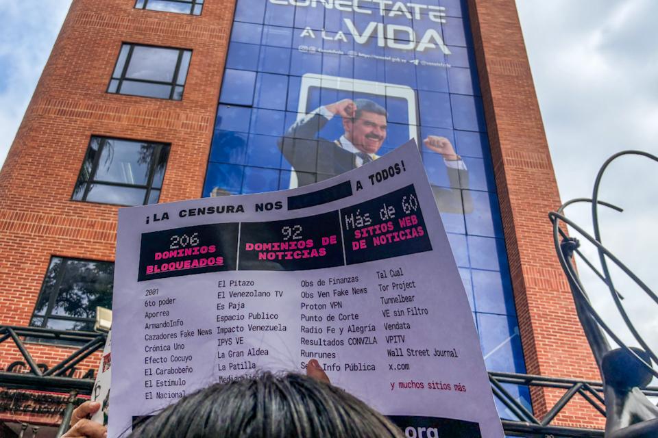 EEUU afirma que desbloqueo de portales es avance a la transición