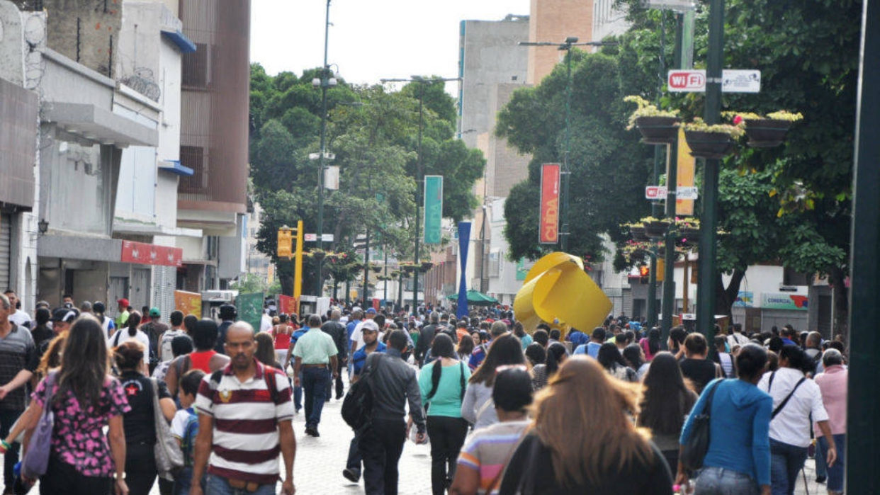Un 81% de los venezolanos atribuye la recuperación económica al fin de los bloqueos, según Hinterlaces