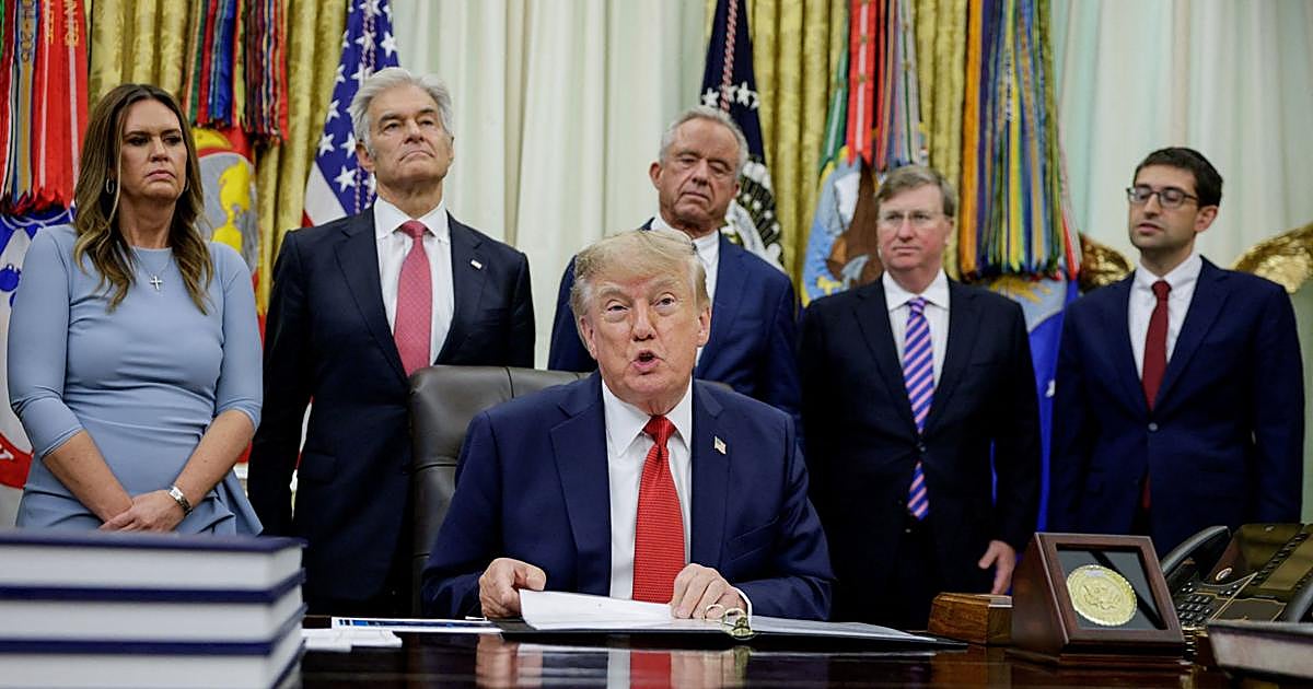 Trump logra el control militar de Groenlandia sin comprar la isla