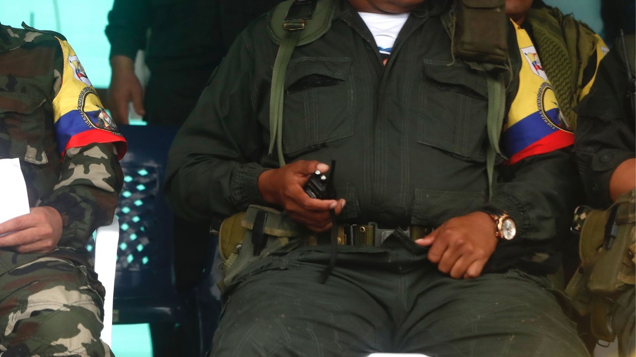 ¿Menores de edad como escudos humanos? Lo que usan los grupos para evitar bombardeos en Colombia | NTN24.COM