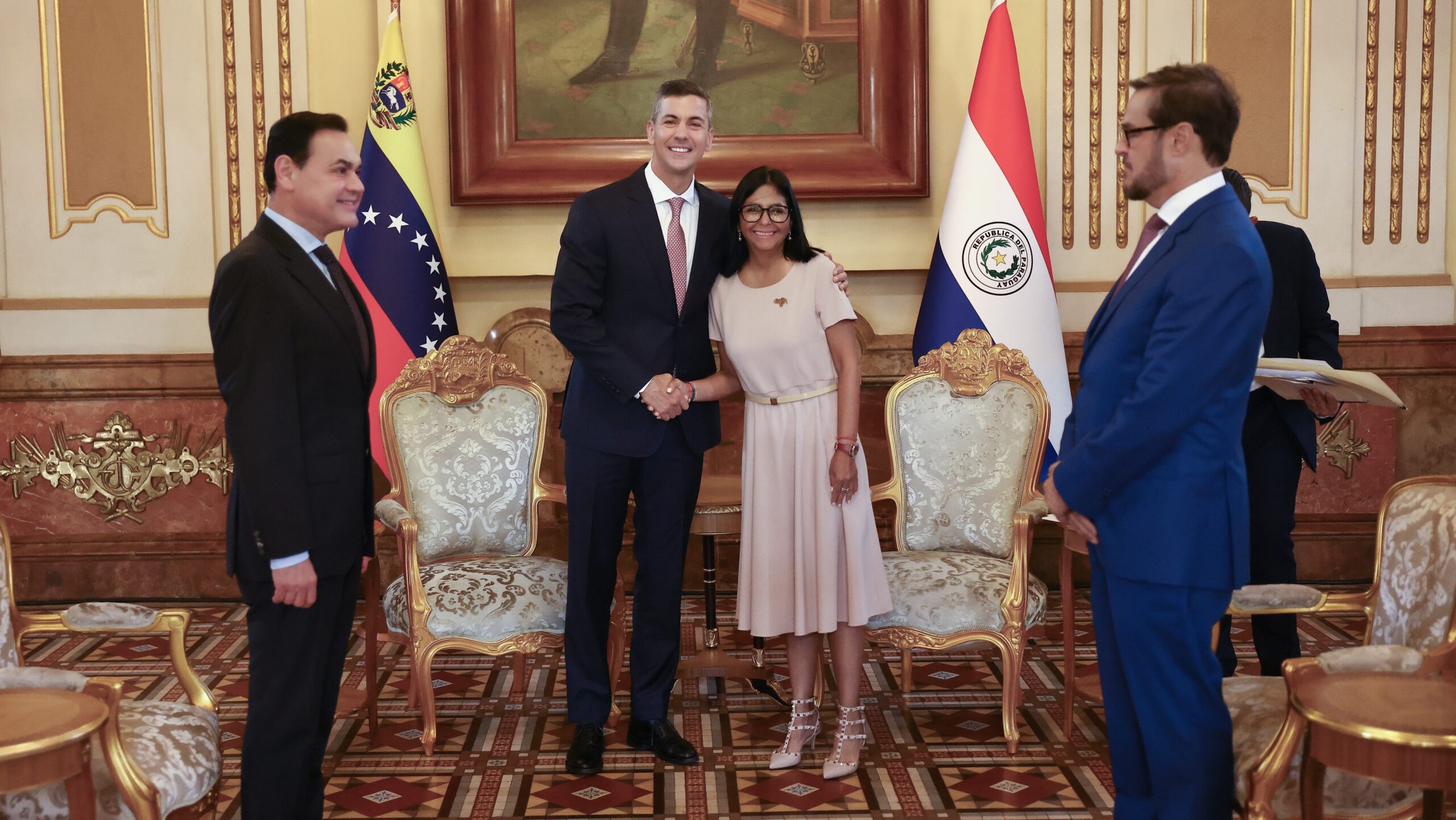 Presidentes de Paraguay y Venezuela coinciden en conformar unidad tras reunión de trabajo