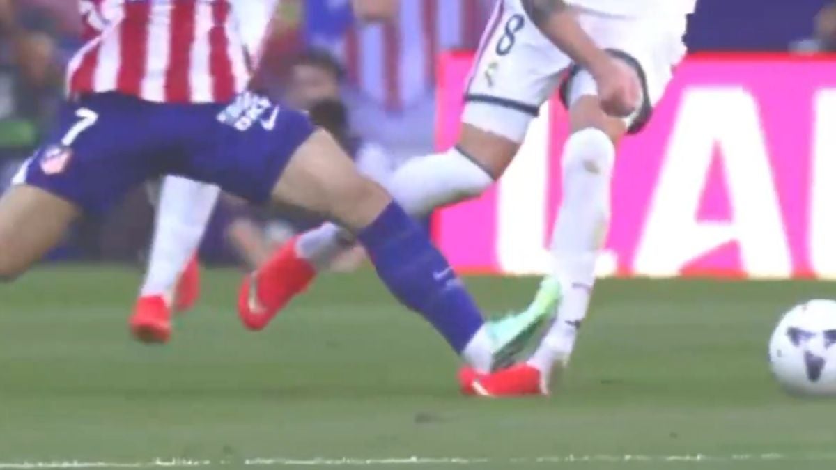 Estrella del Real Madrid sufre un “traumatismo severo” en el tobillo tras peligrosa falta ante el Atlético de Madrid | NTN24.COM