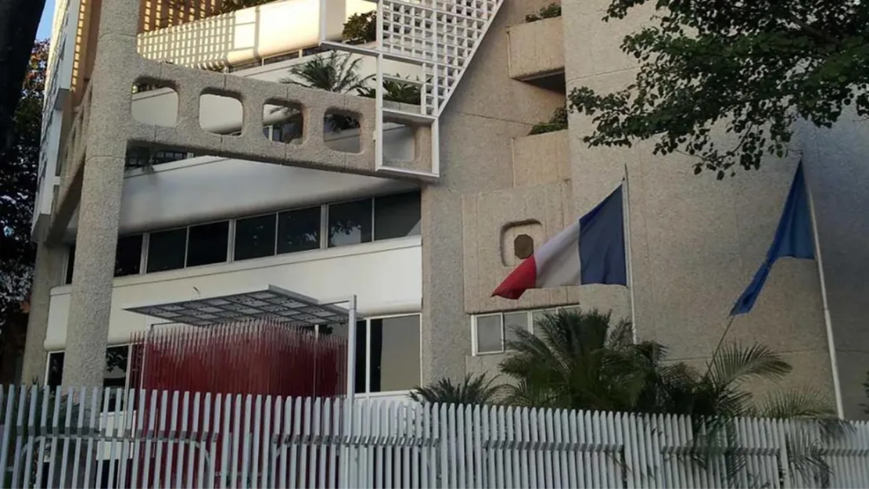 Embajada de Francia en Venezuela suspende temporalmente sus servicios de visado por problemas técnicos