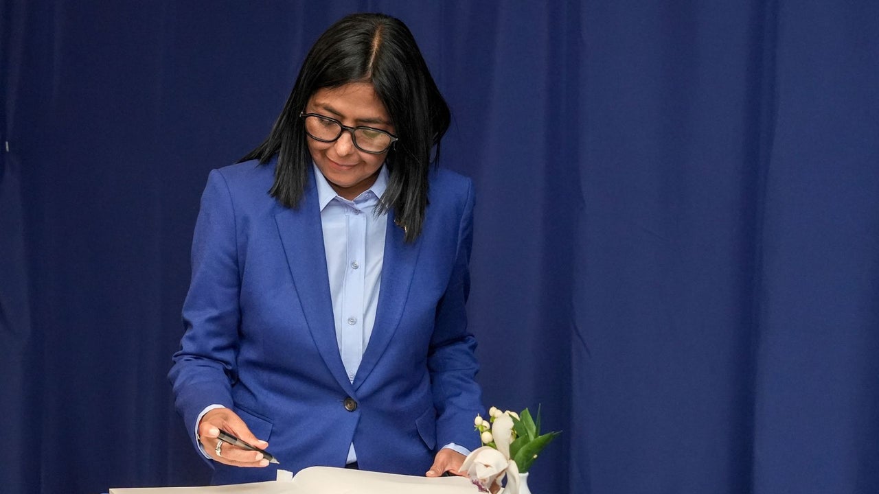¿Intentando evitar abucheos? Delcy Rodríguez llega escoltada a Nueva York en absoluta opacidad antes de su discurso en la ONU | NTN24.COM