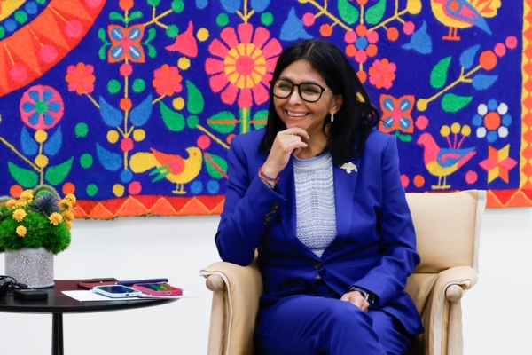 Delcy Rodríguez desde Nueva York: Venezuela «sigue abriendo caminos de diálogo y cooperación» – bancaynegocios.com