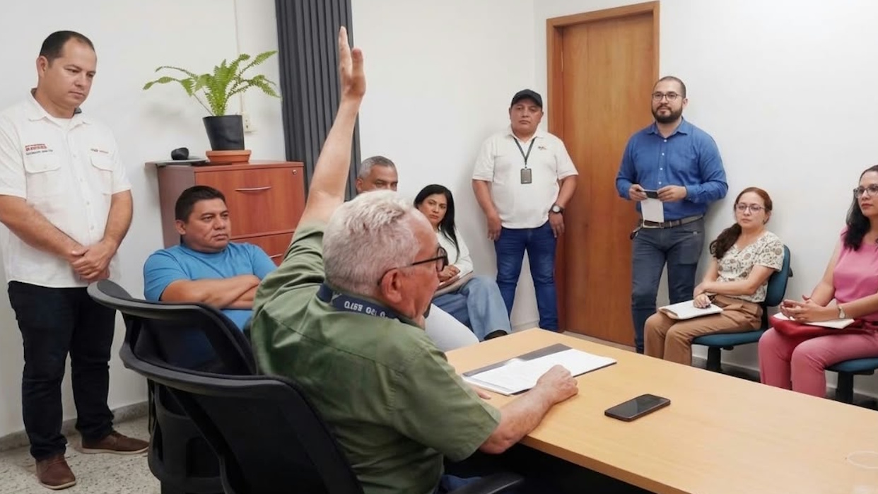 Autoridades de salud y gremios acuerdan mejoras laborales para la prestación de servicios en Barinas