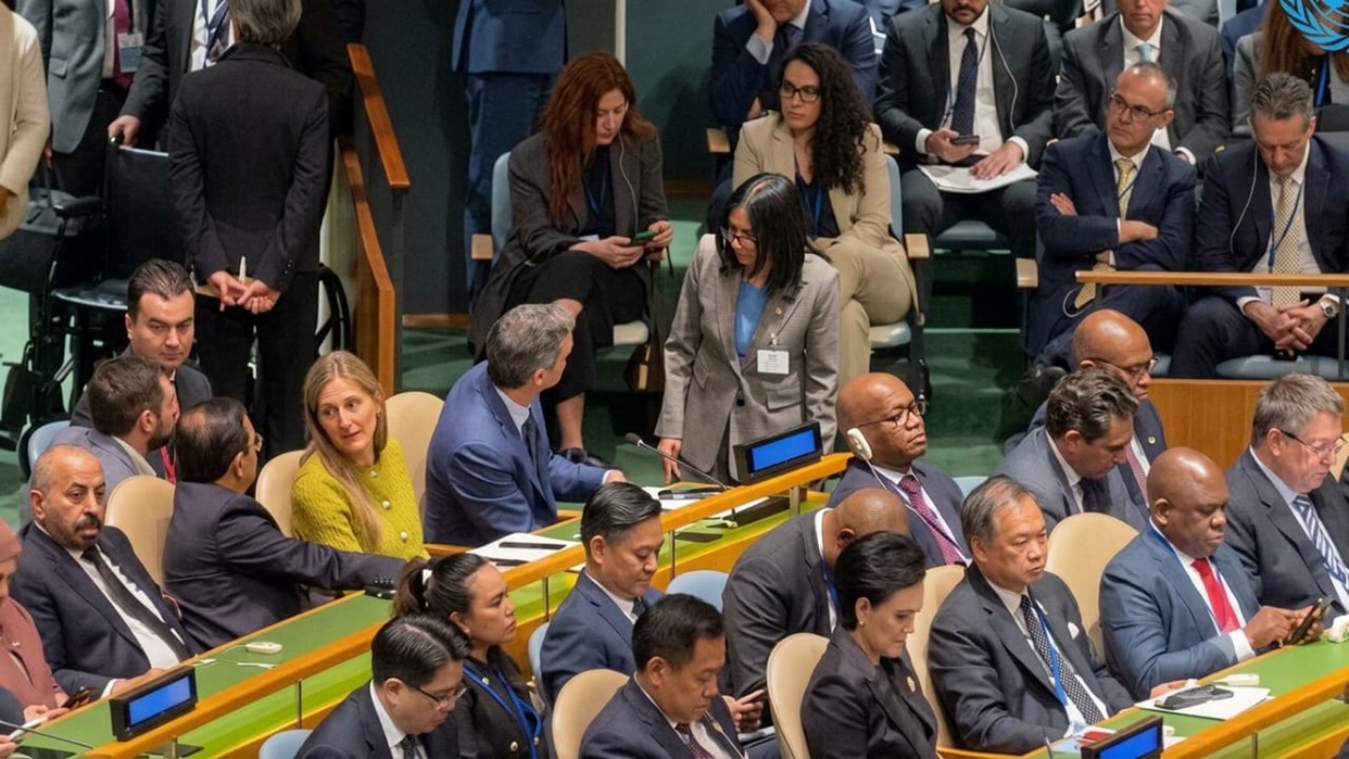 España estrecha lazos con Venezuela: Pedro Sánchez garantiza a Delcy Rodríguez el respaldo de Madrid en la ONU