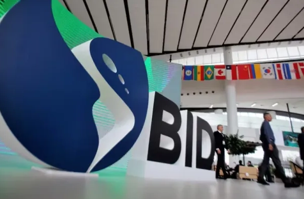 Bonos DPN a la baja: Directivos del BID frenan préstamo de US$2.500 millones a Venezuela, indica Reuters – bancaynegocios.com