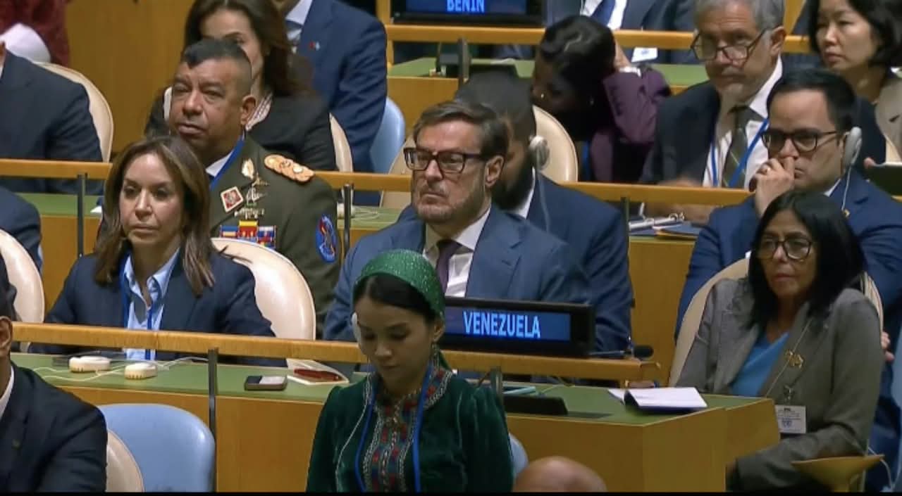 Discurso de Trump frente a Delcy Rodríguez reafirma tutelaje y control, según analistas  – Efecto Cocuyo