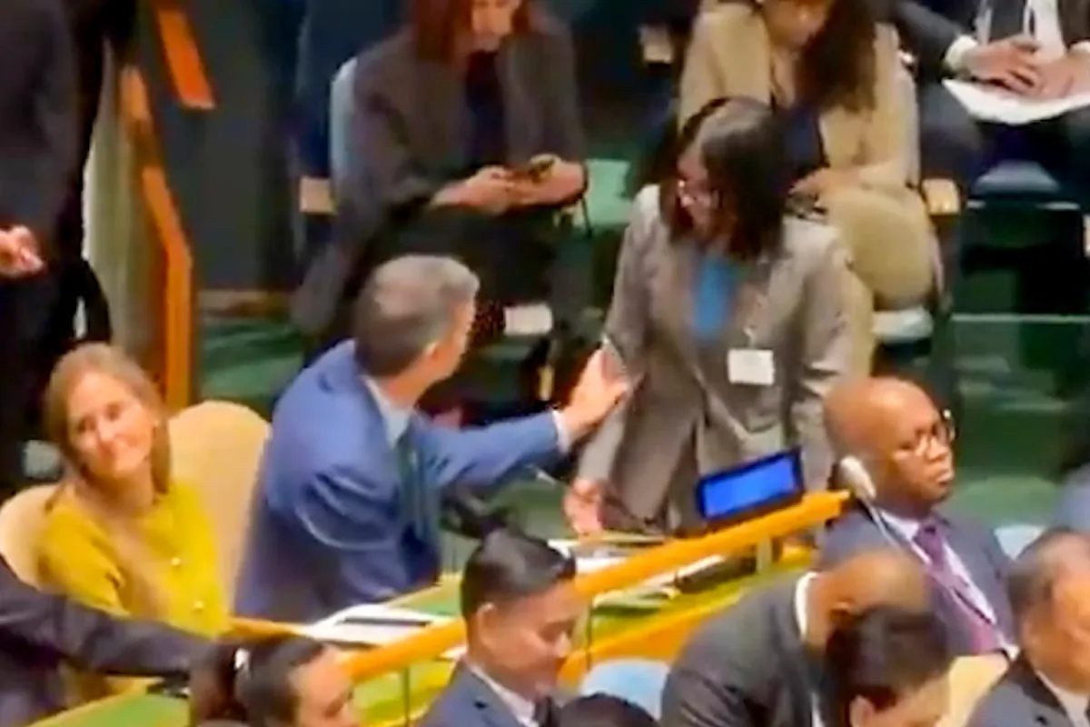 Delcy cruzó ante 31 países en 75 pasos para comprometer a Sánchez a “seguir hablando de Venezuela”