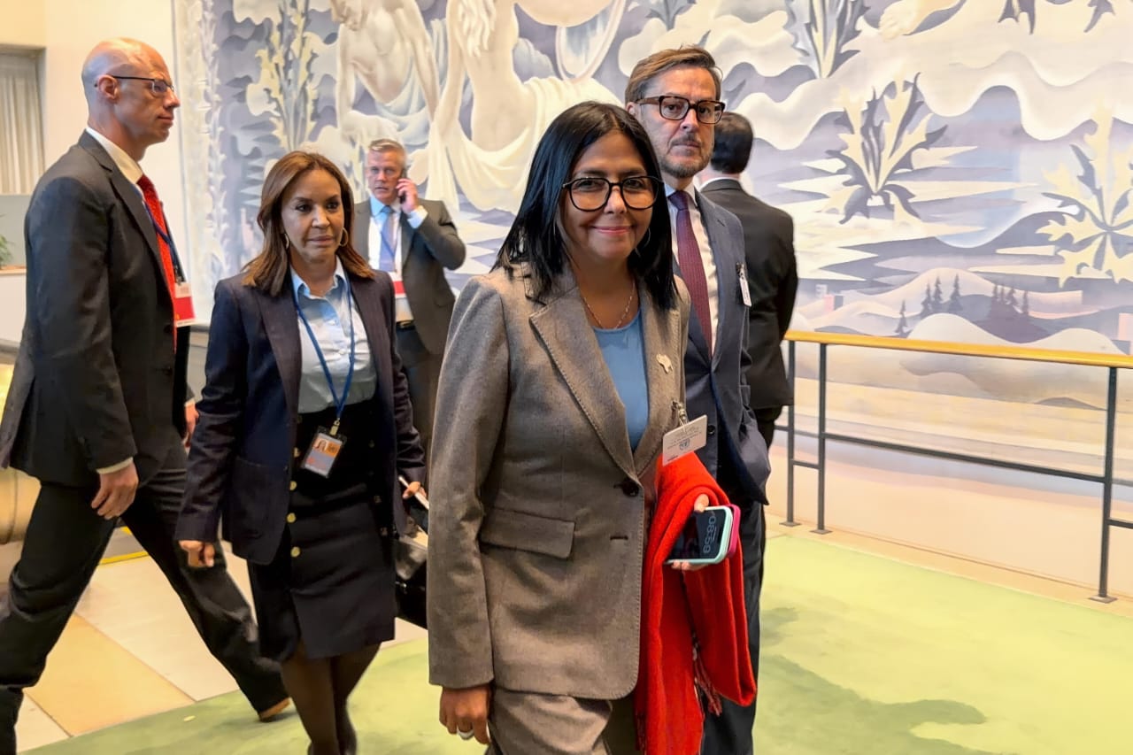 Con un encuentro a puerta cerrada, Delcy Rodríguez y Donald Trump sellan “el nuevo momento” de relaciones entre EE.UU y Venezuela