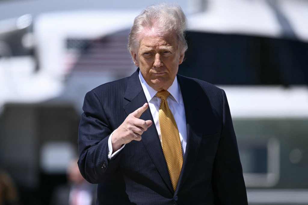 Según Donald Trump, empresas petroleras estadounidenses e internacionales están invirtiendo miles de millones de dólares en Venezuela < El Informador Venezuela
