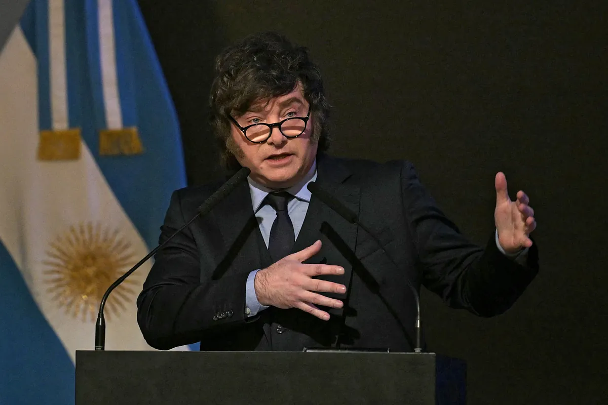 Crece la tensión entre Reino Unido y Argentina en la disputa por las Islas Malvinas, mientras Milei ataca a Lula, Sánchez y la ONU